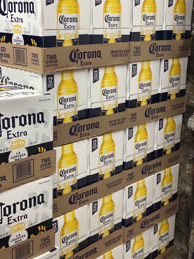 picklebarec's tweet photo. Everyone stay safe!! 🙏😇🍻
Stay hydrated!!🍻🎉
WE ARE GOING TO DO BOTH..
As we said 2/4/1 @corona beer “if” UWEC makes the right decision!! 
@BarstoolUWEC @NickGudge1 @651avery @peterson_brent @Tyler_Strenke @MannyFresh752 @4thandWaterEC @PioneerUwec https://t.co/i6Gk8eyHvr