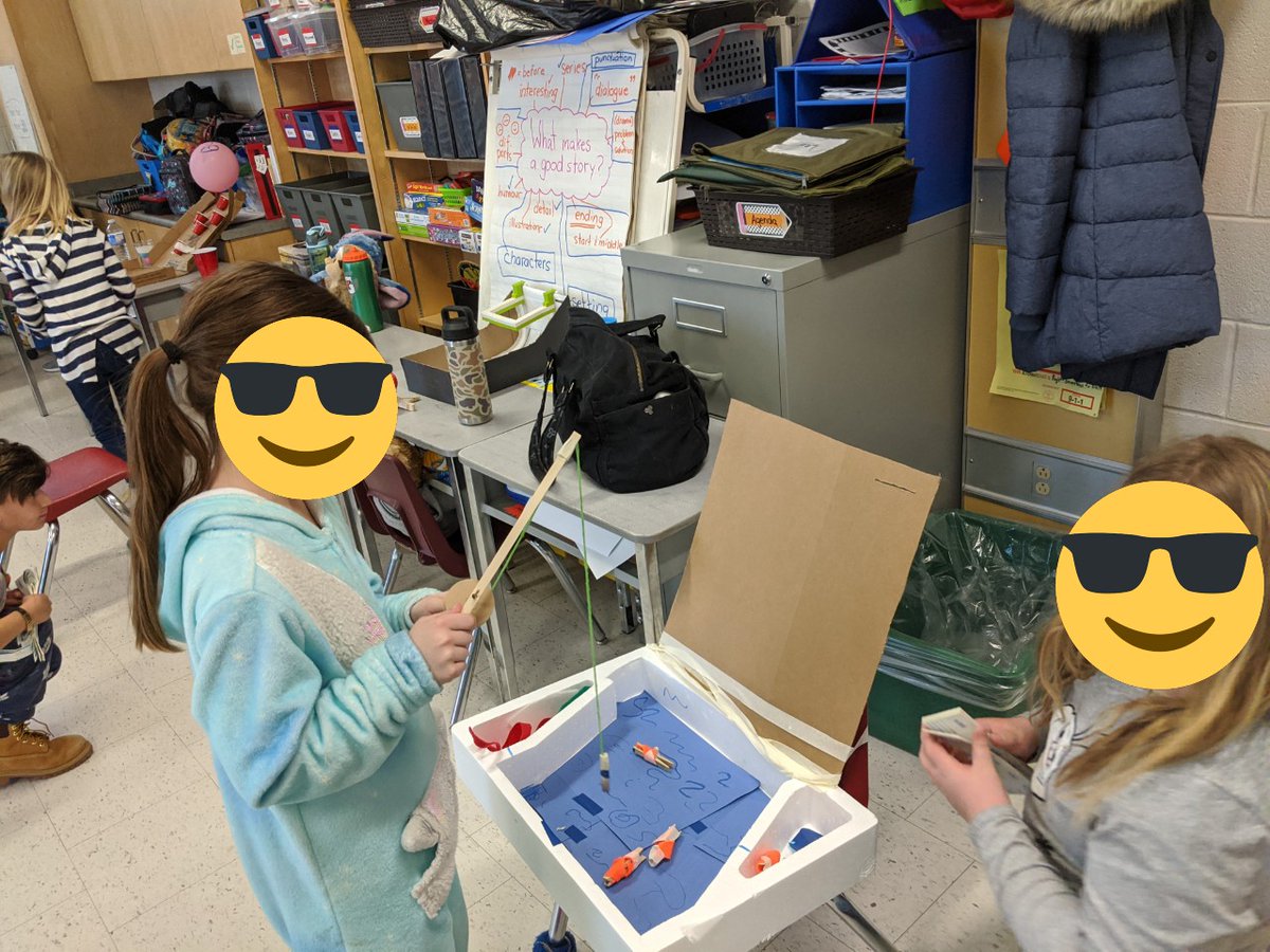e_finlan90's tweet photo. Tickets anyone? Today @StJosephOshawa Ss explored pulleys and gears &amp; examined how forces controlled motion in their arcade games!  Science exploration was all thanks to @kiddereducation tools and some very creative kids.  #Gr3 #Gr4 #STEAM https://t.co/WBOvisAGZs