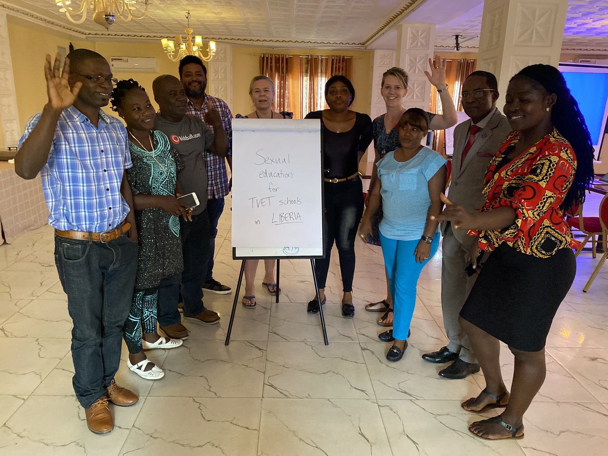 HanzeCDC's tweet photo. In Liberia: one week writing workshop by @hanze at the Ministry of Education to develop content for the #SRHR and preventive health module to be offered at #TVET schools. 

#capacitybuilding  #globalhealth  #sdg4 Financed by @NufficGD https://t.co/0qxqoD1EKM