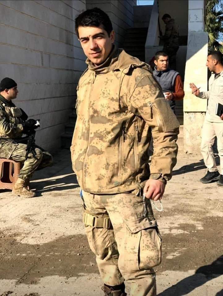 TulparAdana's tweet photo. Resulayn'da bombalı araçla yapılan hain saldırıda
J.uzm.Onb. Beyazıt Bestami Buluş
Şehit olmuştur.
Ruhu.şad mekanı cennet olsun.
#tulparekibi https://t.co/oSIfNhyTVc