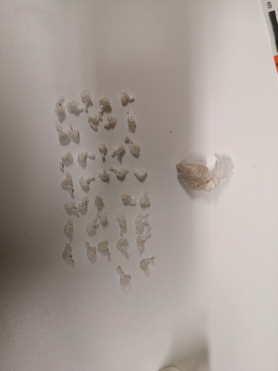 Whilst on robbery patrol in Kings Heath our #impactTeam have arrested a drug dealer following a foot chase. The male had in his possession 37 wraps of crack cocaine and a big bag of Heroin.