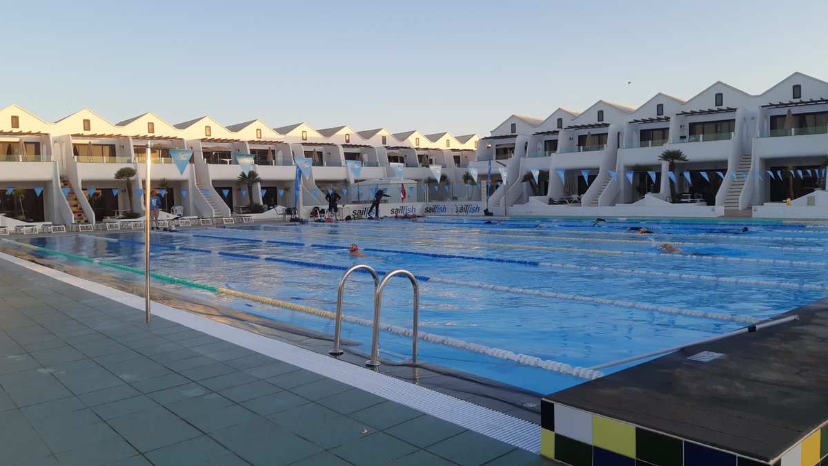 ActiveLanzarote's tweet photo. 🇪🇸A pesar de todas las cancelaciones de eventos que está habiendo, en #daplacetobe seguimos entrenando para dar lo mejor de nosotros mismos.💪🏻
🇬🇧Despite all the events’ suspension, we keep training in DaPlacetoBe for being ready when the situation gets better.💪🏻
#daplacetotrain https://t.co/2N4J6hmdCZ