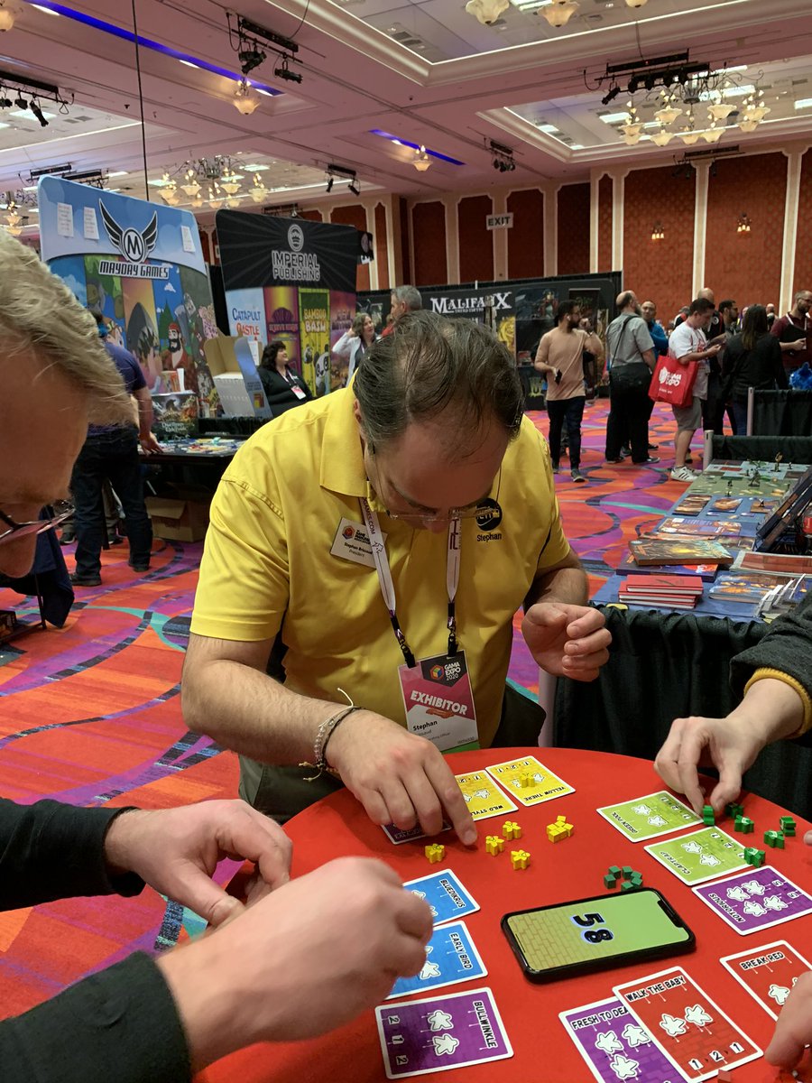 atlasgames's tweet photo. Is it fair to let @IelloUSA’s Stephan play as #Yellowlyfes in #BreakdancingMeeples? https://t.co/l9pflNPeXt