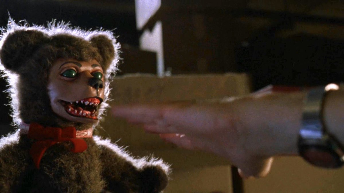 EugWSerra's tweet photo. On March 12, 1992, Demonic Toys was released! #DemonicToys #TracyScoggins #BentleyMitchum #DanielCerny #JeffCelentano #PeteSchrum #EllenDunning #KristineRose https://t.co/Ja1bN6ogXd