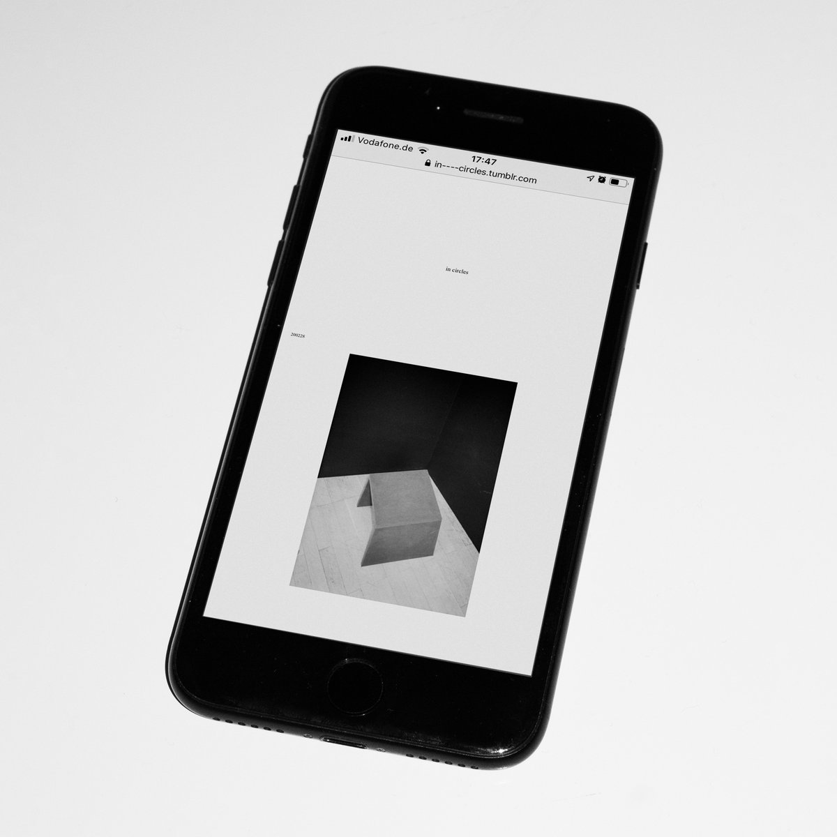 emgeoffice's tweet photo. IN CIRCLES, Website. Digital platform for sharing impressions and inspirations with a focus on imagery and resemblance to a blog. ⠀
⠀
Art Direction & Design @emgeoffice⠀
⠀
#incircles #emgeoffice #artdirection #typography #webdesign #photography https://t.co/UyRW2vWEwH