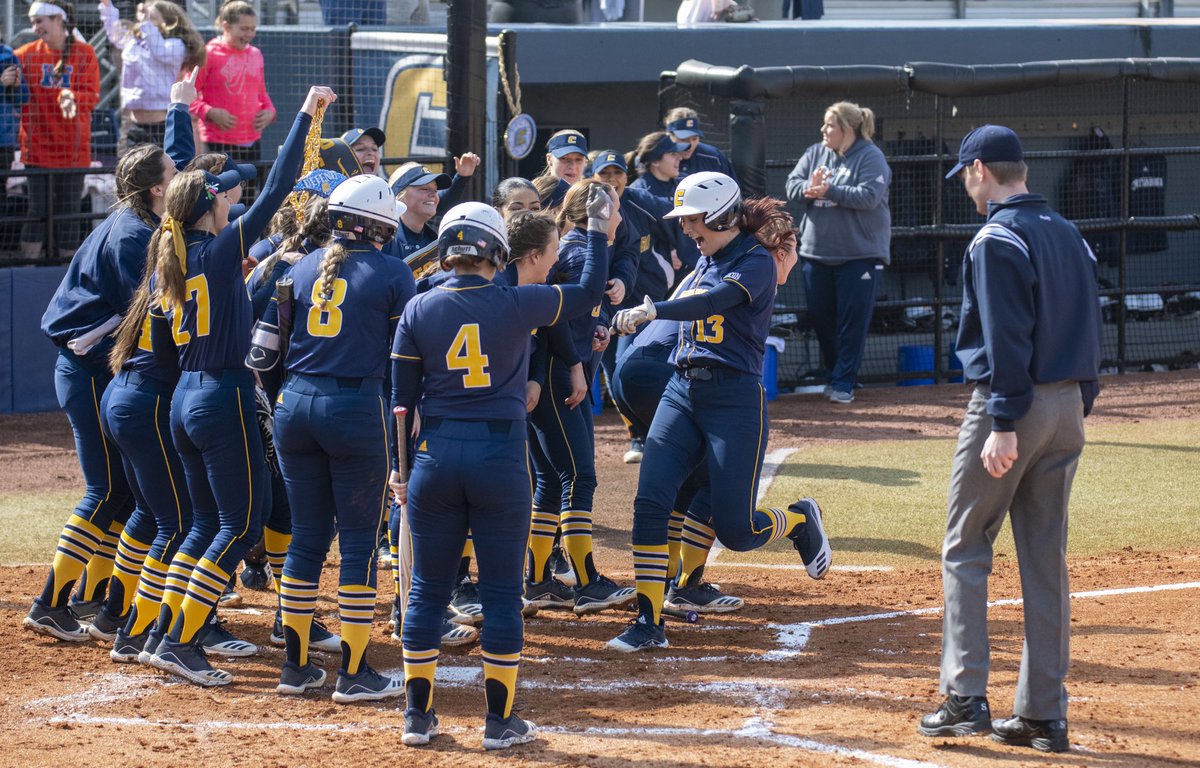 No matter what, we always have each other. 💙💛