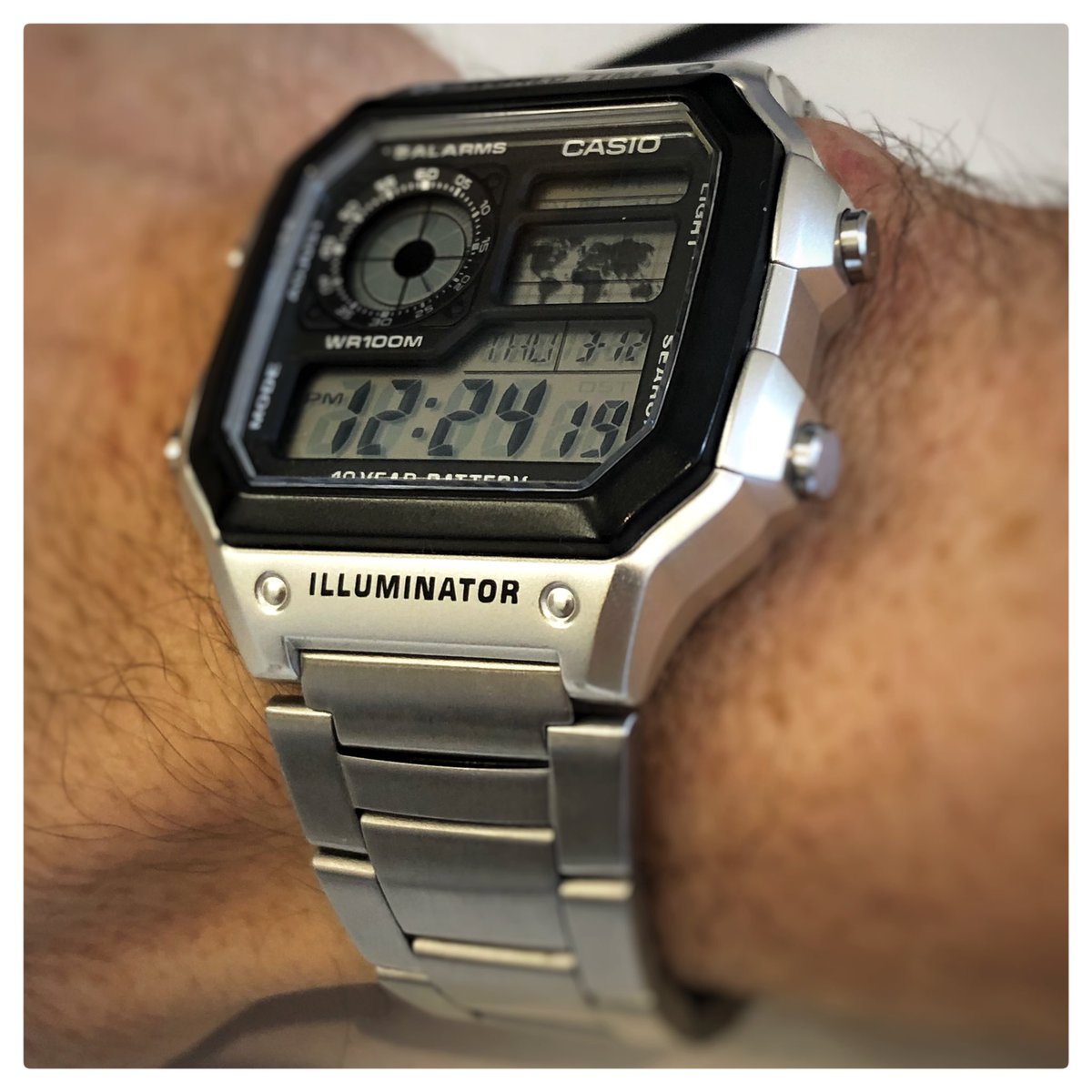 WorldAffordable's tweet photo. Saw one of these on Instagram a few weeks back and thought it was a good looking watch, and one has now duly been acquired. A Casio AE-1200WH #wotd #watches #watchesofinstagram #casio #casiowatch https://t.co/v7k7S2AjR1