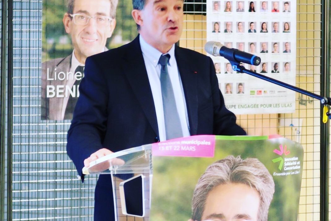 Plus de 200 Lilasien.nes ce soir à l'école Romain Rolland. Merci de votre soutien et de vos encouragements. Et à dimanche ! #LionelBenharous2020 #LesLilas2020 #EnsembleLesLilas