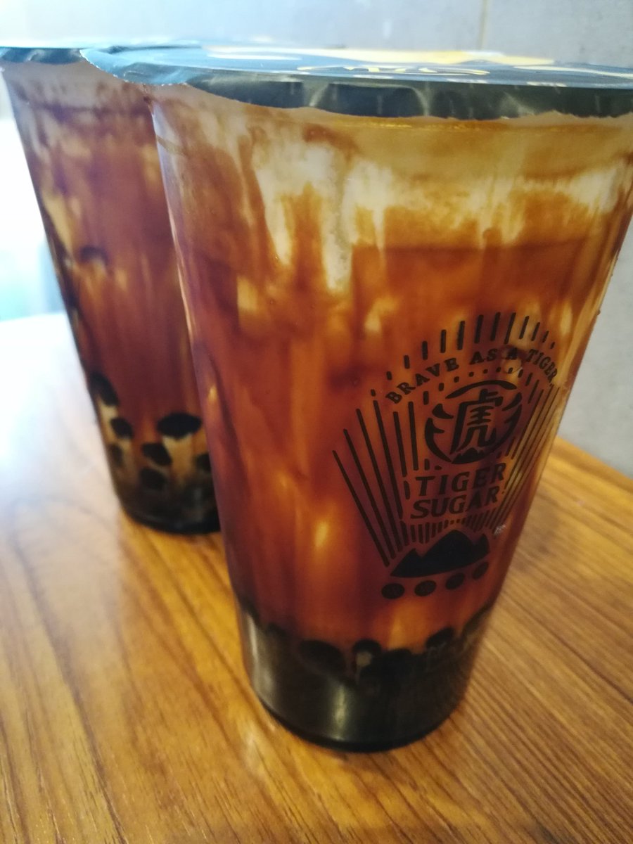 MissssHuang's tweet photo. No line in the brand new Tiger Sugar on a weekday. What a win 👏😁🎉 
#tigersugar #bubbletea https://t.co/IzCzZBCt3H