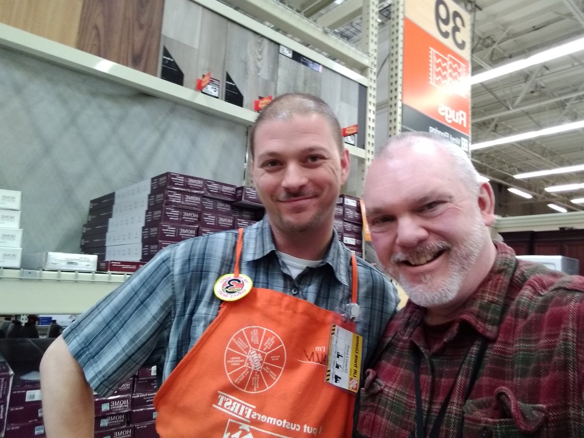 colter_jeff's tweet photo. Sorry to see Sean go at Puyallup 4709. Best of luck to you, buddy. Tori and Chelsea will hold down the fort with no problem. #romamoffreno #installhappiness @amygromanoff @AvisMcGhee3 @Romanoffreno @CorporateLarry @realdoctorshawn @CraigRROps @HomeDepot @Tacoma151 https://t.co/EUqezOlHrm