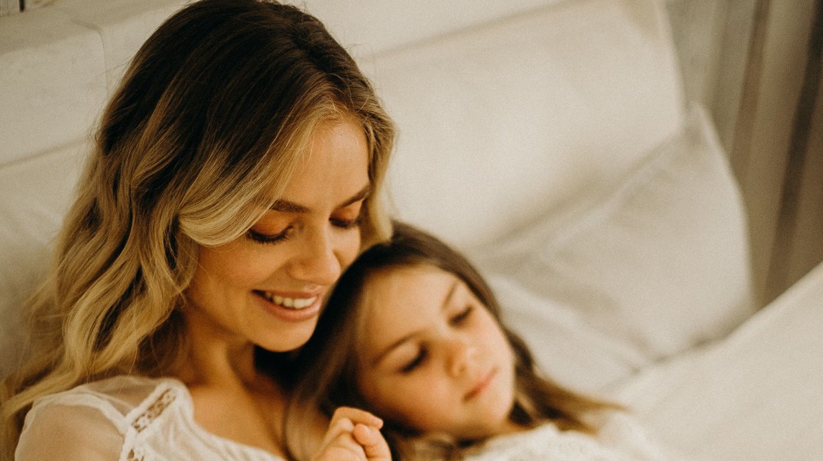 This spring break, relax, unwind and rejuvenate with us! 
Gather the crew and enjoy these exclusive offerings when you book our March Break package:
📍One night accommodation for two adults and two children
📍One large 3 topping pizza
📍One 2L bottle of pop
📍Self parking