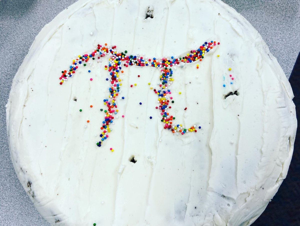 chris_redemske's tweet image. Our Pi Day 2020 is a wrap!! It was a fantastic day. I hope everyone had fun! ☺️ #piday2020 #pidigits @RalstonMS