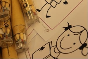 Ouderkamer De Schouw is geopend. Een plek waar ouders over alledaagse opvoedzaken kunnen praten. Ik opende met paaseitjes en augurken om ouders aan te moedigen zowel het zoet als het zuur van opvoeden te bespreken met elkaar. Want dat heelt.