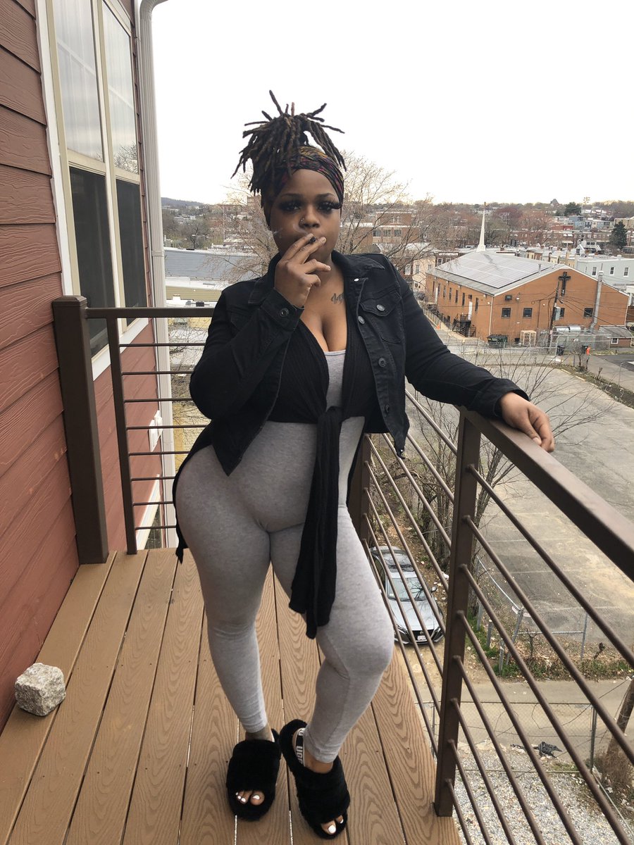 XxAshleyRenee's tweet photo. Know Your Worth ✨ Then Add Tax Too It 💸 IG Seen It First 💋 #LocQueen #TrollingForGood #DcBornAndRaised https://t.co/iPfJ8u8zNS