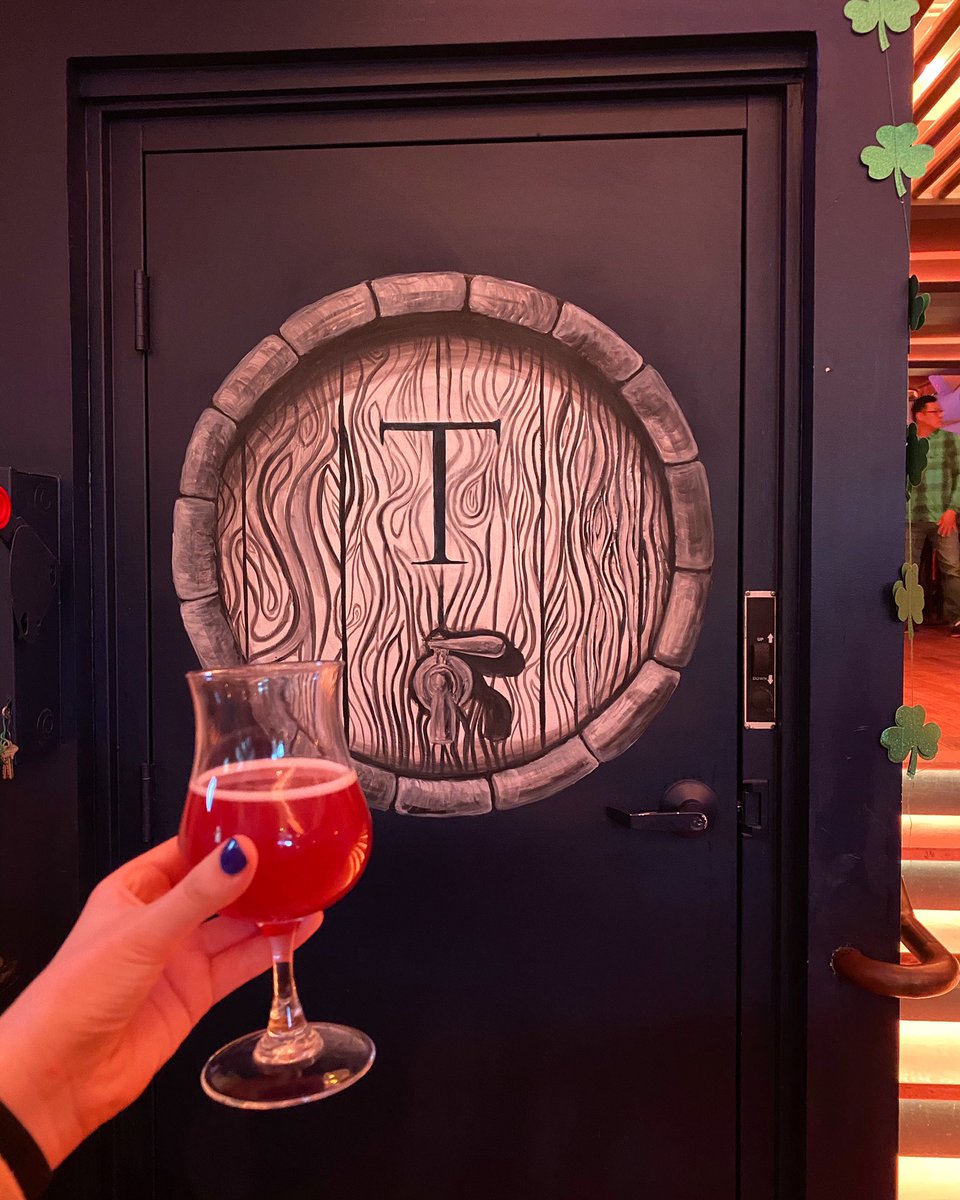 TapsterTasting's tweet photo. 🍀 Tapster will still be OPEN this Saturday 🍀 Come in &amp; have a good time 🍀 Just don’t forget to wash your hands! Cheers 🍻 #stpatricksday  #itsokaytobeselfserving https://t.co/84FRVYkhTS
