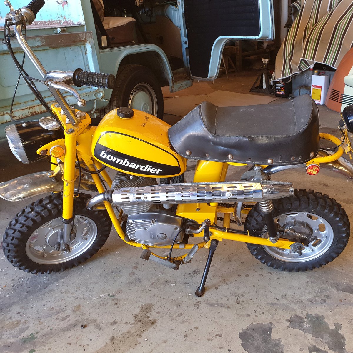 SuppliesPaint's tweet image. Rare Bombadier "Monkey Bike" purchased at the swap meet at Kilburn Football club, will get one of the staff to colour match a small amount of paint to touch up the scratches, it will then look as good as new.

#Bombadier
paintsupplies.com.au/automotive-res…