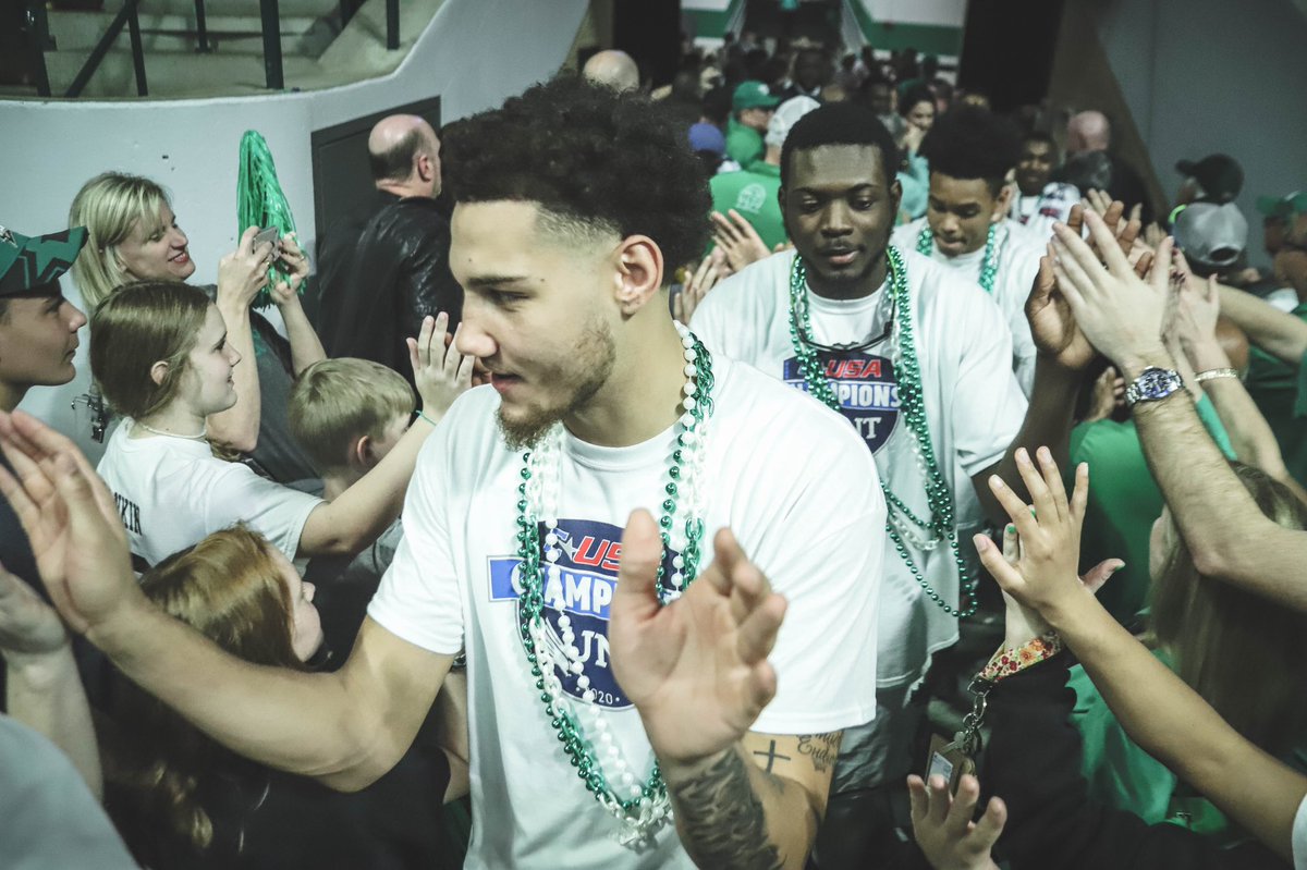 BiggZach24's tweet photo. Memories that will last a lifetime. WE WILL BE BACK❗️ #GMG #LeaveEmSleep https://t.co/PqUVmVVasU