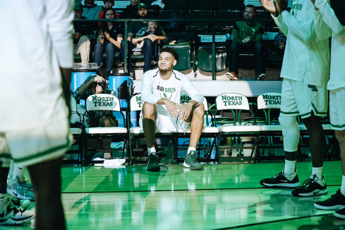 BiggZach24's tweet photo. Memories that will last a lifetime. WE WILL BE BACK❗️ #GMG #LeaveEmSleep https://t.co/PqUVmVVasU