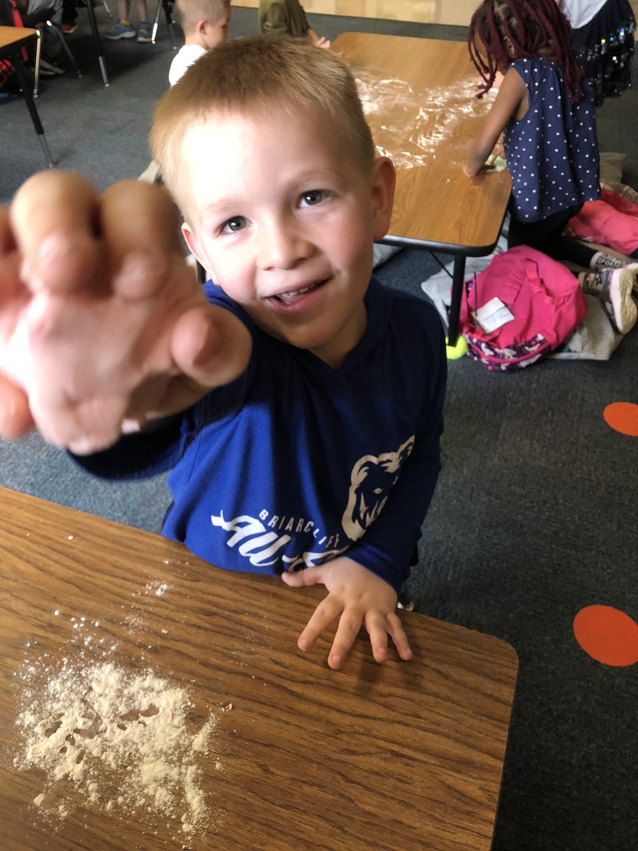 AbigailHenning's tweet photo. Isn’t he a”doh”rable? 

Rainy mornings call for “doh”lightful afternoons! 

We got to figure out what happens when you mix flour, salt, COT, oil &amp; hot water together! 
... play doh!!! 

#LearningOnTheCliff #CreatingOnTheCliff @BRES_Bears https://t.co/1a0g9dsJu2