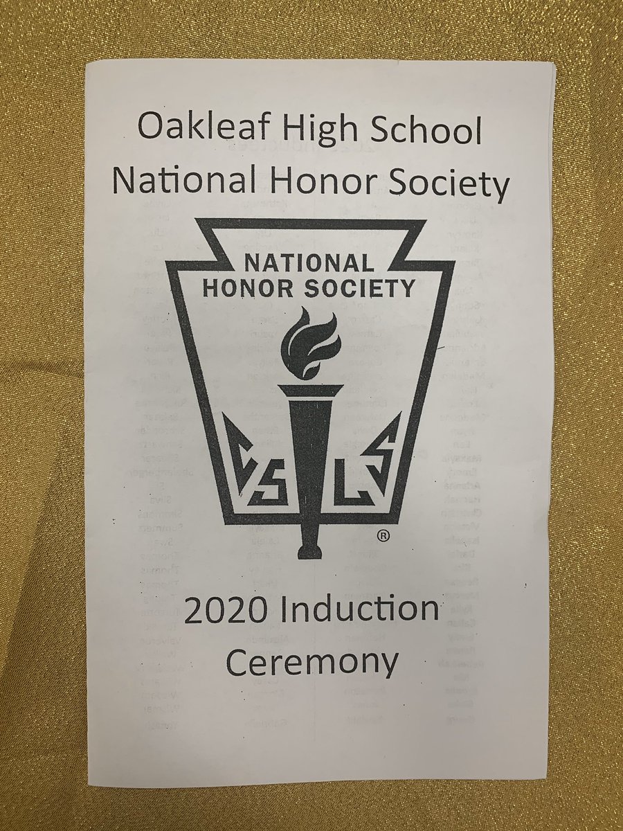 MrsStilianouCVA's tweet image. So proud of all our new NHS Inductees! Keep up the hard work! #OakleafBuilt