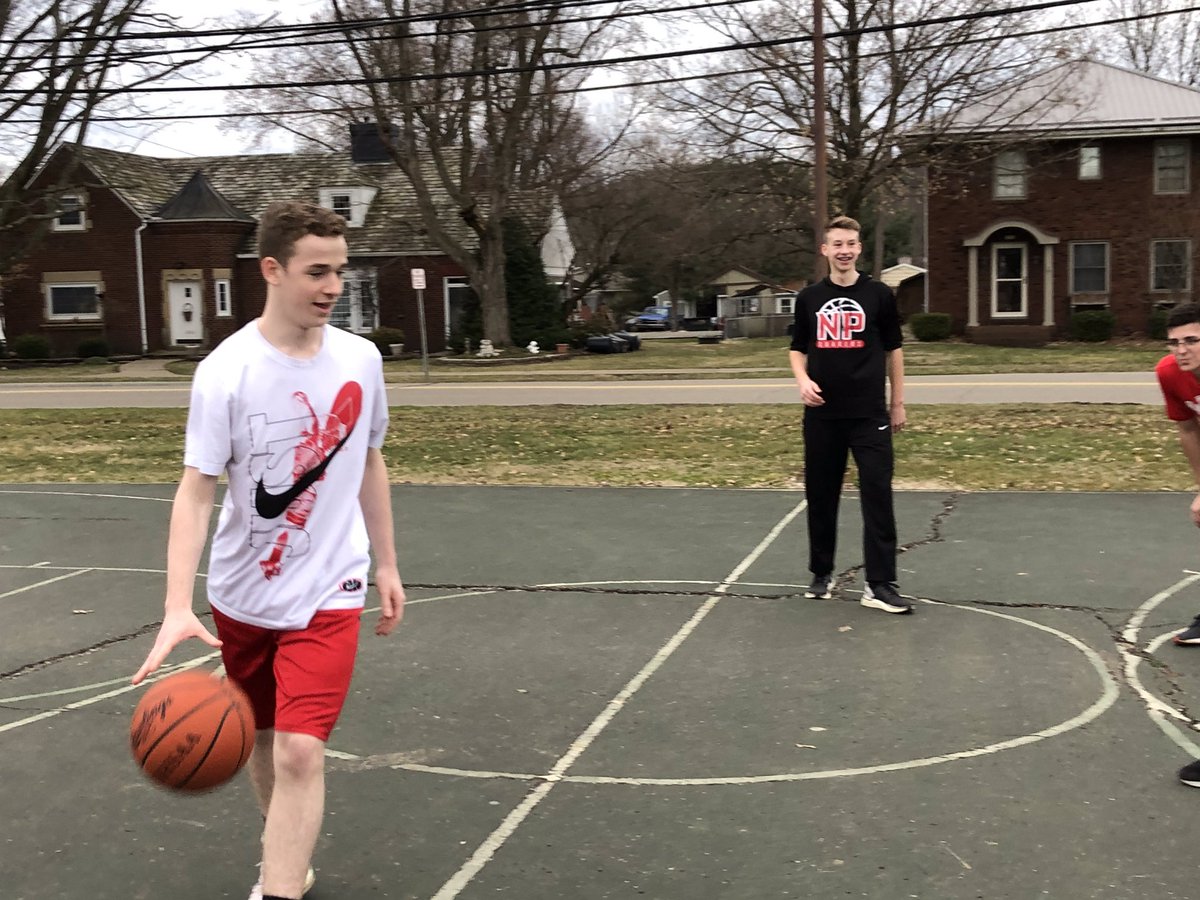 npquakerhoops's tweet photo. Nothing was going to stop our guys from getting a run in tonight! 
#FeedTheFire🔥🏀🔥🏀 https://t.co/bY8KegNrAr