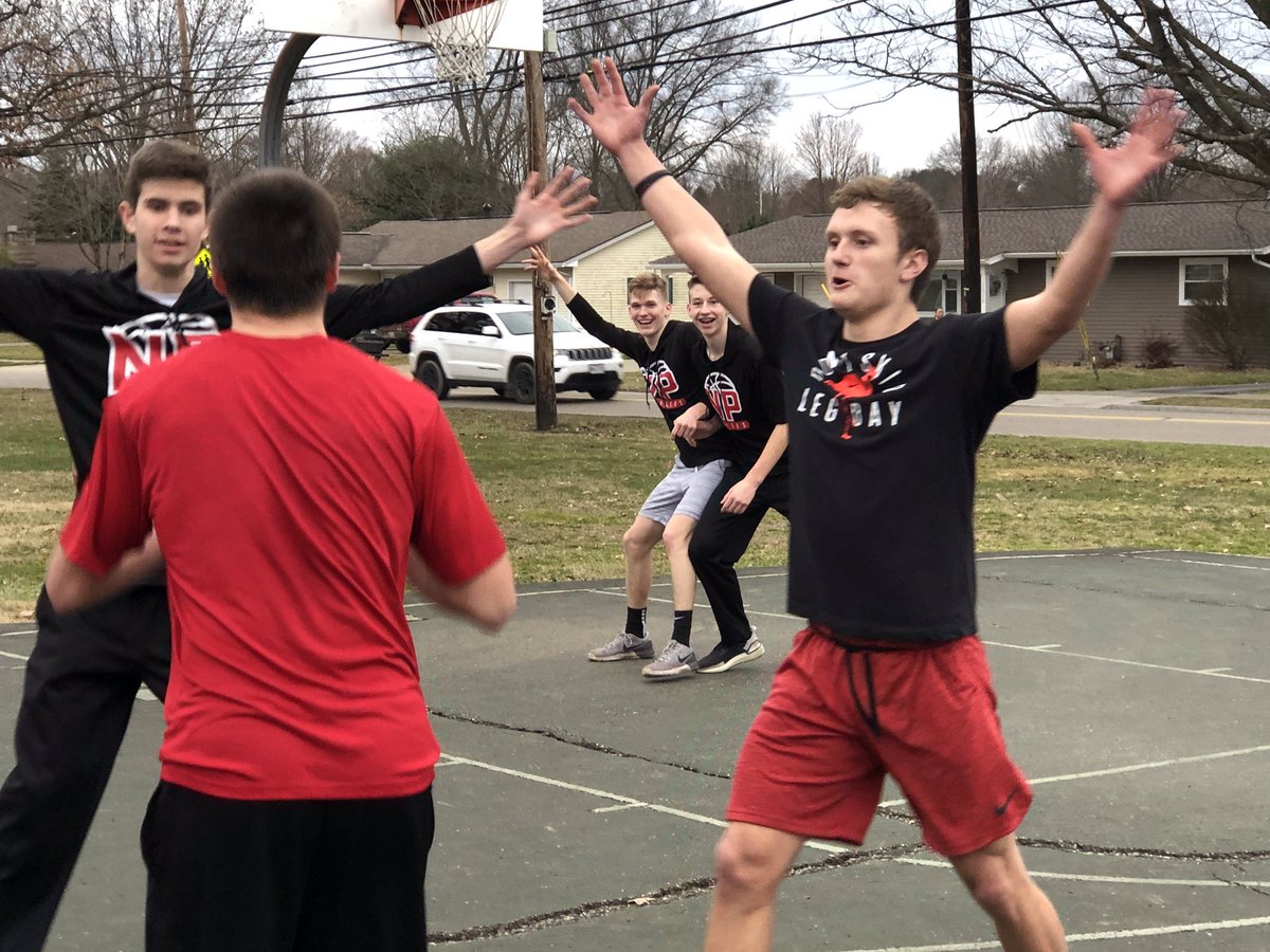 npquakerhoops's tweet photo. Nothing was going to stop our guys from getting a run in tonight! 
#FeedTheFire🔥🏀🔥🏀 https://t.co/bY8KegNrAr