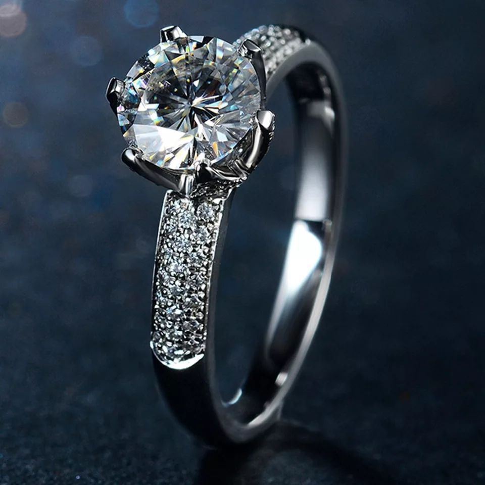 moonofficialst's tweet photo. Good night 💍 https://t.co/YiyiUyFWl3