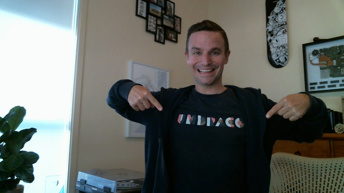 Shazwazza's tweet image. Happy #umbracoTees day from the Down Under office :) #H5YR #Umbraco #itsgonnabeagoodday