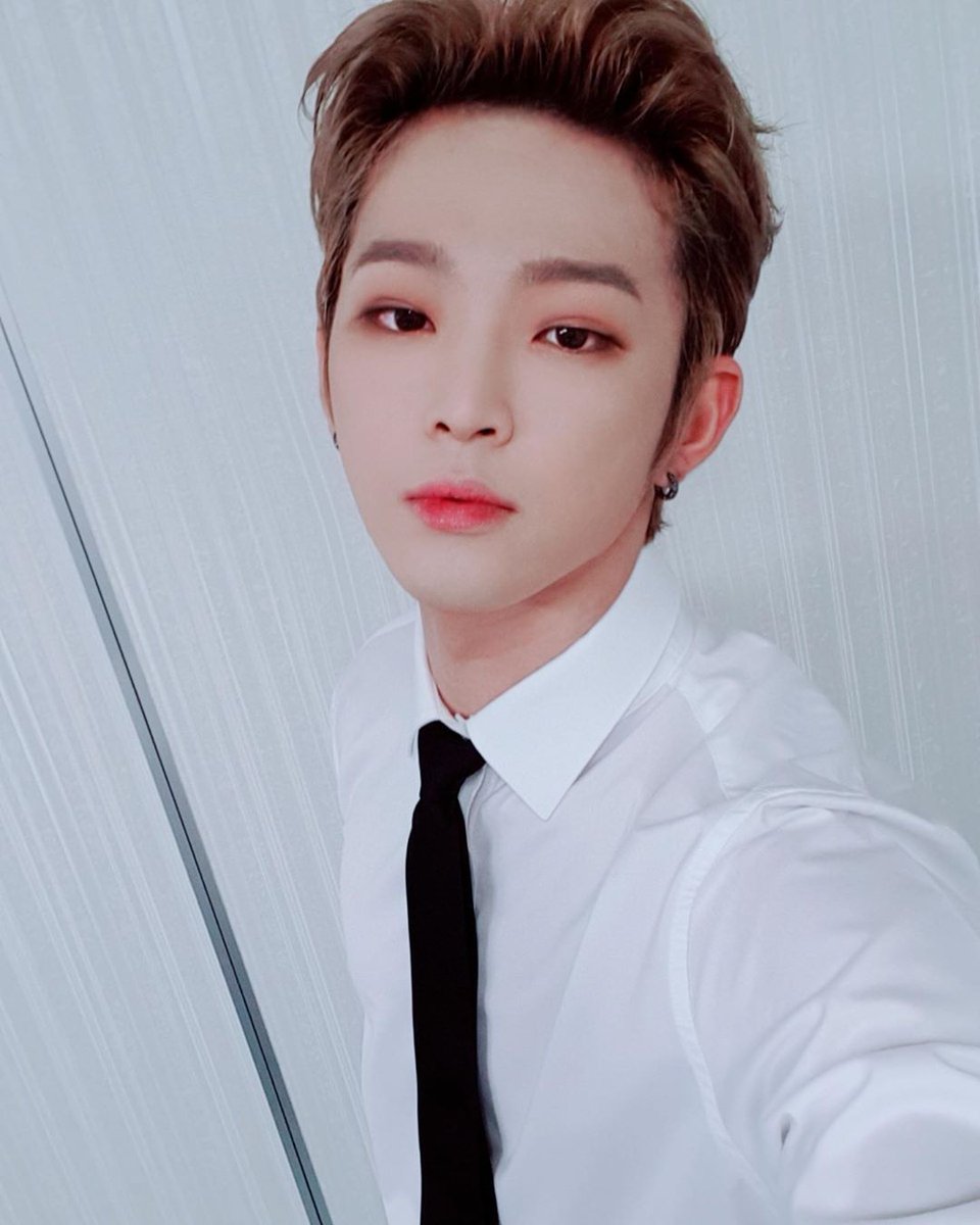 leedopics's tweet photo. Welcome!
This is a new account for ONEUS's Leedo. Please support this account. Thank you ❤ https://t.co/nuzCdzwJRQ