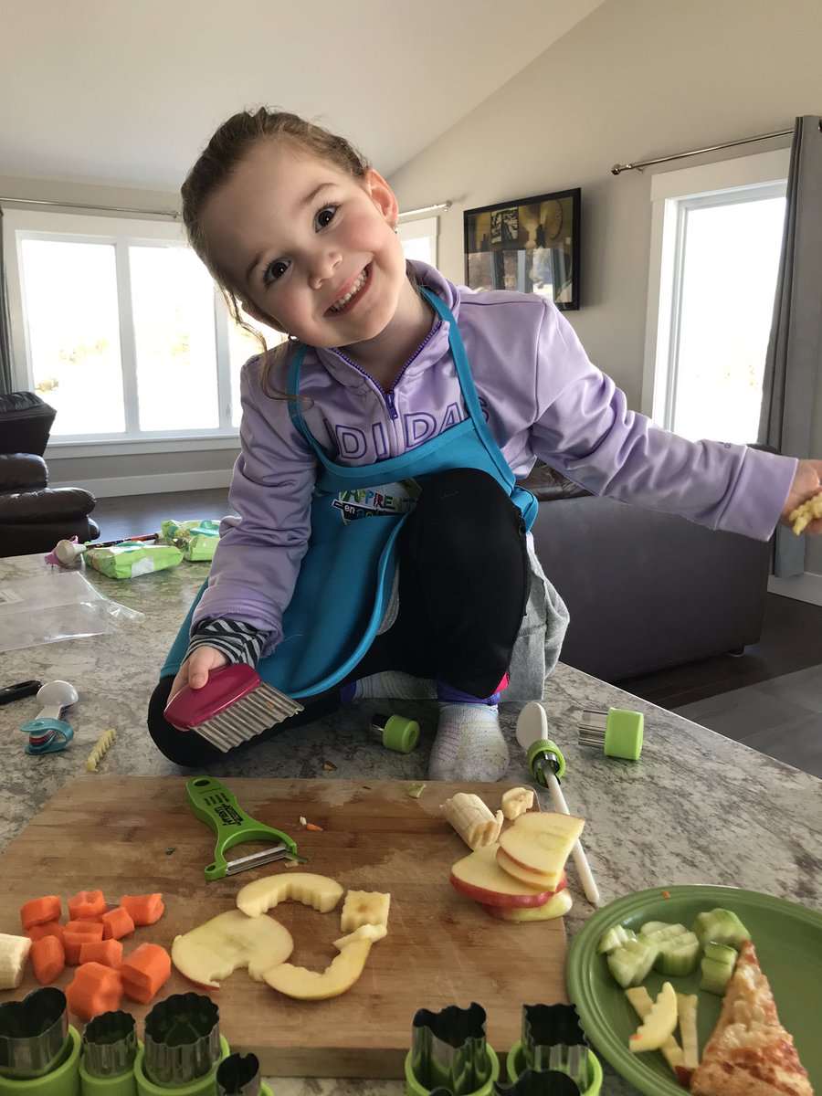 Monique Bourque tweet media