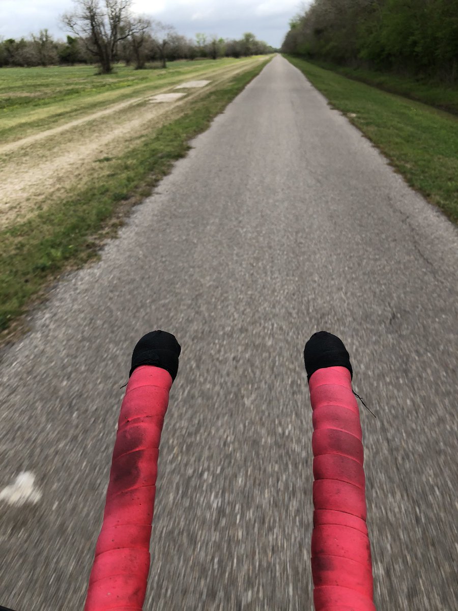 MBlaaaaaaake's tweet image. With spring break part 2 happening, don’t just sit there and watch the news and terrify yourself. Get outside. Get active. See the sun! @kleinisd #every #kisdmagicalmoments #kisdbestdayever  #kisdteamSpEdP2P #mrblaaaaaaake #KleinISDprsquad #kleinfamily