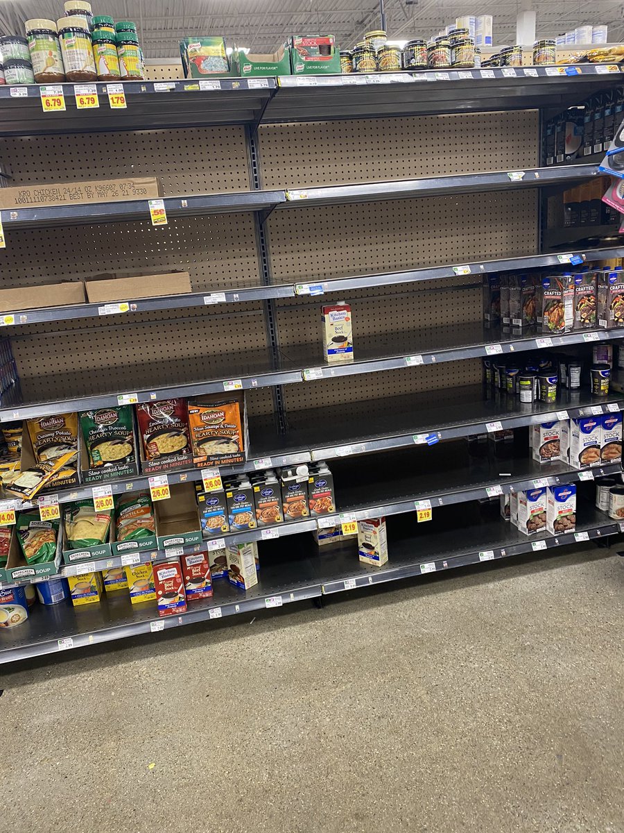 JeremyLinux's tweet image. Beans, soup, rice aisle at Kroger on Stonybrook. #CoronavirusPandemic