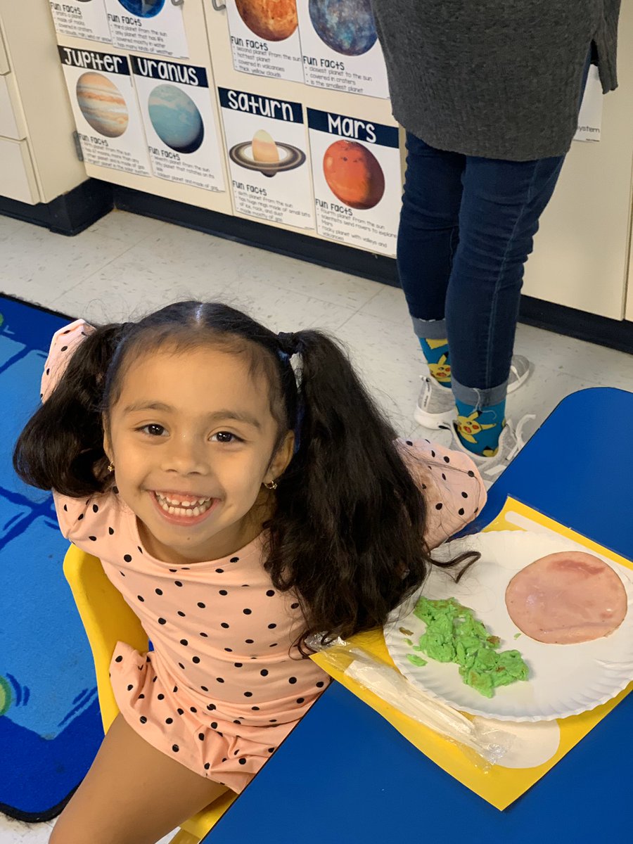 PreKwithMrsA's tweet photo. Making and taste testing green eggs and ham! #ecse #sped #prek #iamwfisd #bebold #betheone #differencemakers #earlylearning @wfisdearlylearn @brookbears https://t.co/bXngpgeyRZ
