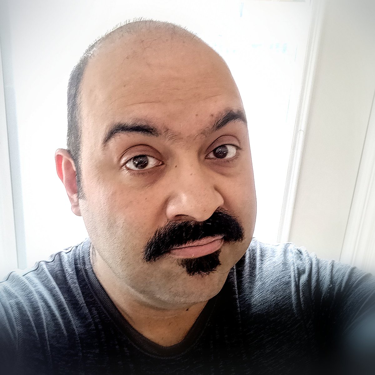 hotSahs's tweet photo. @spencerseptien @JSchuurMD @MDaware @EmergencyDocs @ACEPNow @ENAorg @aaeminfo @CAEP_Docs Yup. #shave4COVID
#myfaceiscold https://t.co/YK4DNrFb34