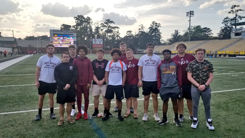 Great Night Visiting @valdostastatefb  with Some of our <a href="/WNHSwarriorFB/">WNHSfootball</a> prospects 

<a href="/CoachRickey_WN/">Rickey Armstrong</a> <a href="/CoachButler_WN/">Coach Brian Butler WNHS</a> <a href="/Athletics_WNHS/">WNHS Athletics</a> <a href="/CoachStalker/">Lee Stalker</a> <a href="/CoachGGoff/">Gary Goff</a>  #blazernation