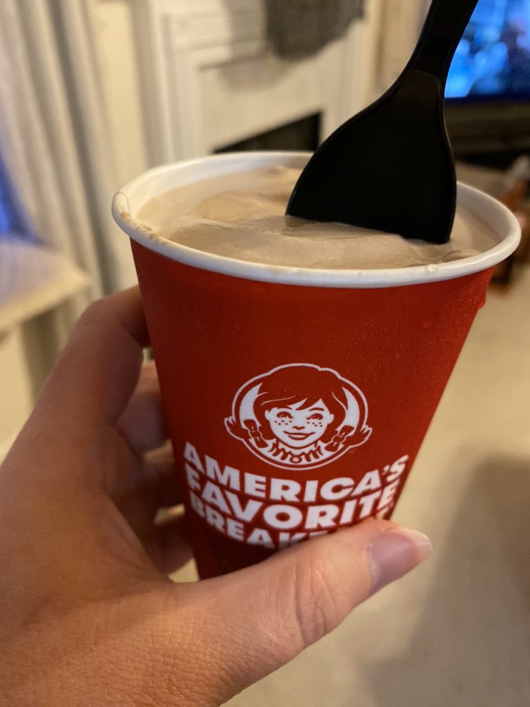 queenjenn25's tweet photo. As a kid my mom would get me a @Wendys Frosty when I was sick. It made me feel better. Still works as an adult. The world needs to chill out &amp; have a giant Frosty right now. https://t.co/T63smzAQ8A