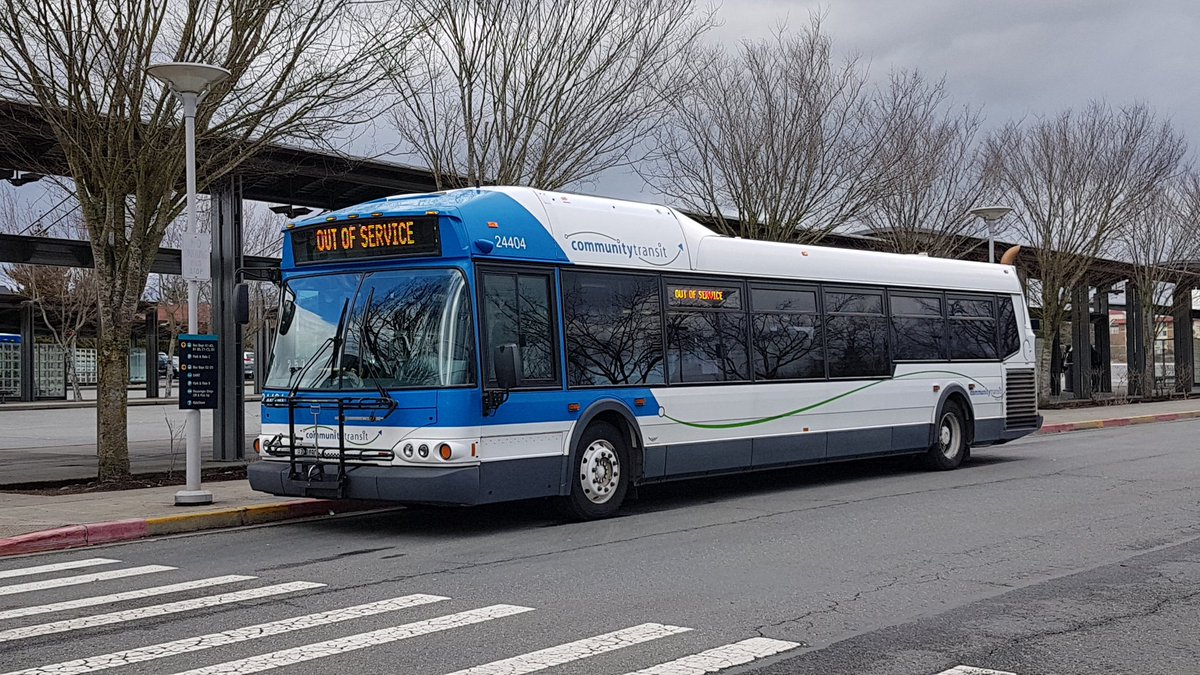 UpLiftVancouver's tweet photo. I hear @MyCommTrans plans on retiring these really comfy @newflyer #Invero buses in the next few weeks... they should hold off on that until they can get proper replacements for them that are just as comfy! https://t.co/kH8yUxnNq0