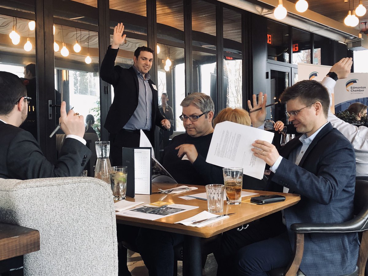 EdmontonChamber's tweet photo. Mike MacAngus from @DaleCarnegie  shares his insights on networking and making natural connections with others at tonight’s Off The Clock Networking! #eccConnect #yeg https://t.co/SUDA3yzaH6