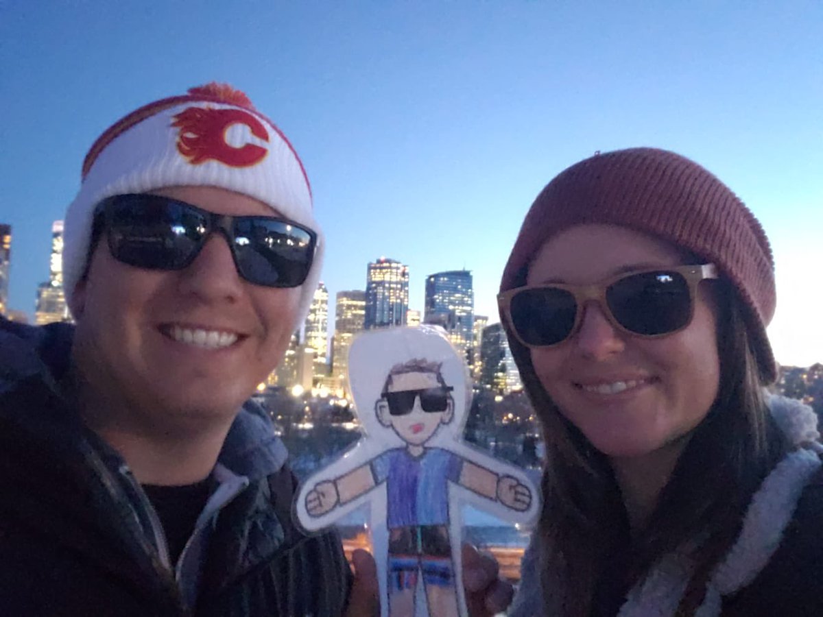 nicole_crewson's tweet photo. @ajreilly21 Flat Bennett is having fun in Calgary https://t.co/own1xjcFZB