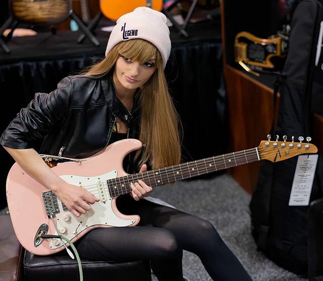 Jesseyjp's tweet photo. . #Repost @andersonguitarworks
・・・
Falling In Love At The NAMM Show.

One look into her eyes and you know.

Jacqueline Mannering has fallen in love with this Icon Classic, finished in Shell Pink over 3 Color Burst (In-Distress, Level 3). Who could bl… https://t.co/KfXGNf2G9G https://t.co/hQdELkW9VW