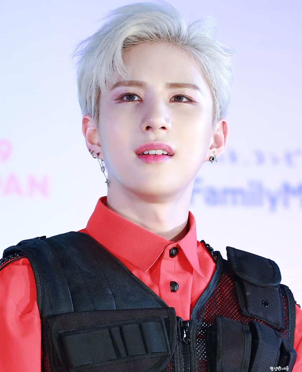 irenethecactus's tweet photo. ¿Cómo me des enamoro de este hombre? Y respuestas
@official_ACE7
#ACE
#choicewithace
#CHOICE https://t.co/7IpYKanRMX