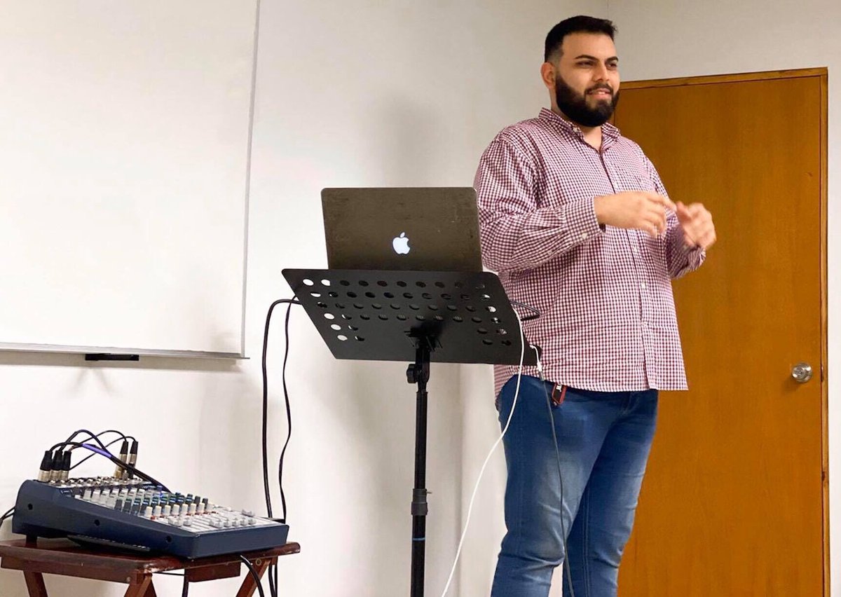 CXNet_'s tweet photo. Taller de uso y manejo de Secuencias Multitrack.
Si quieres conocer más sobre el uso y manejo de Secuencias en tu grupo... contáctame.
Gracias a @loopespanol / @LoopCommunity por la herramienta de PRIME.
#prime #music #musician #worshipteam #cxnet_ https://t.co/zSnOydA7LA