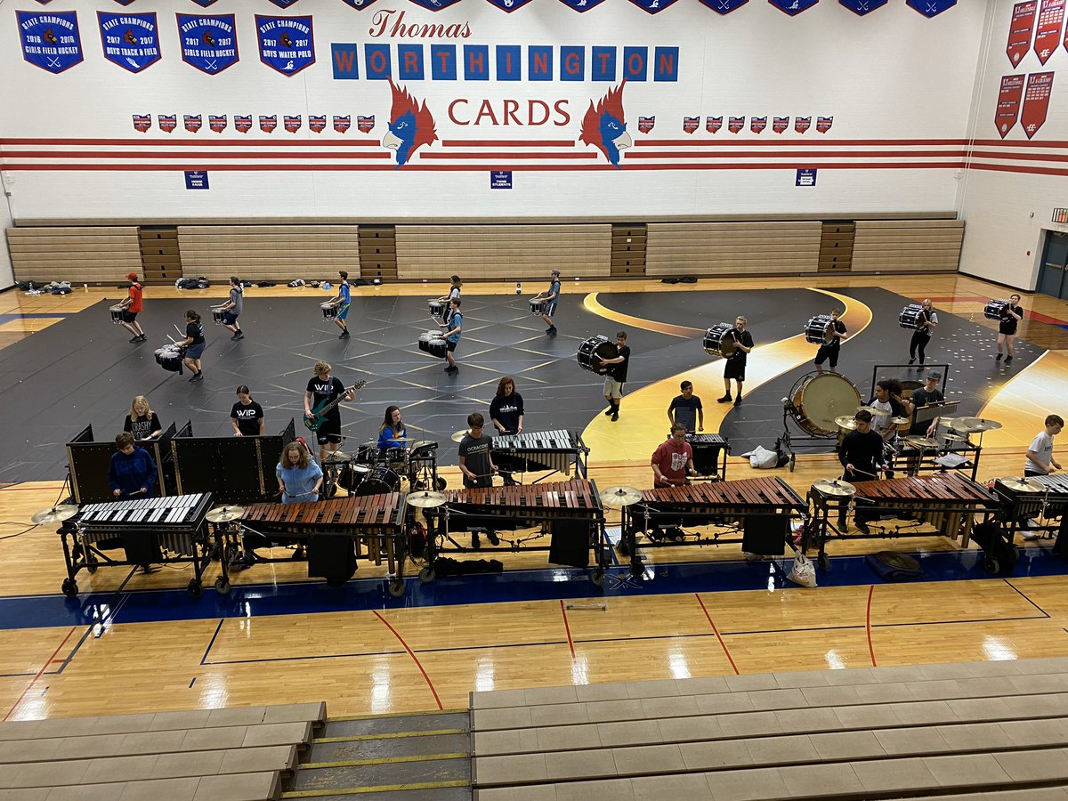 KilbourneBands's tweet photo. Could not be more proud of our indoor programs. These students rehearsed so well in the final minutes of their abbreviated season. Thank you for such a great winter! Congrats to our Indoor Percussion, WK JV, and WK Varsity Guards. #bandislife #guardislife #wkdrumline #itsworthit https://t.co/VDgmgugRWW