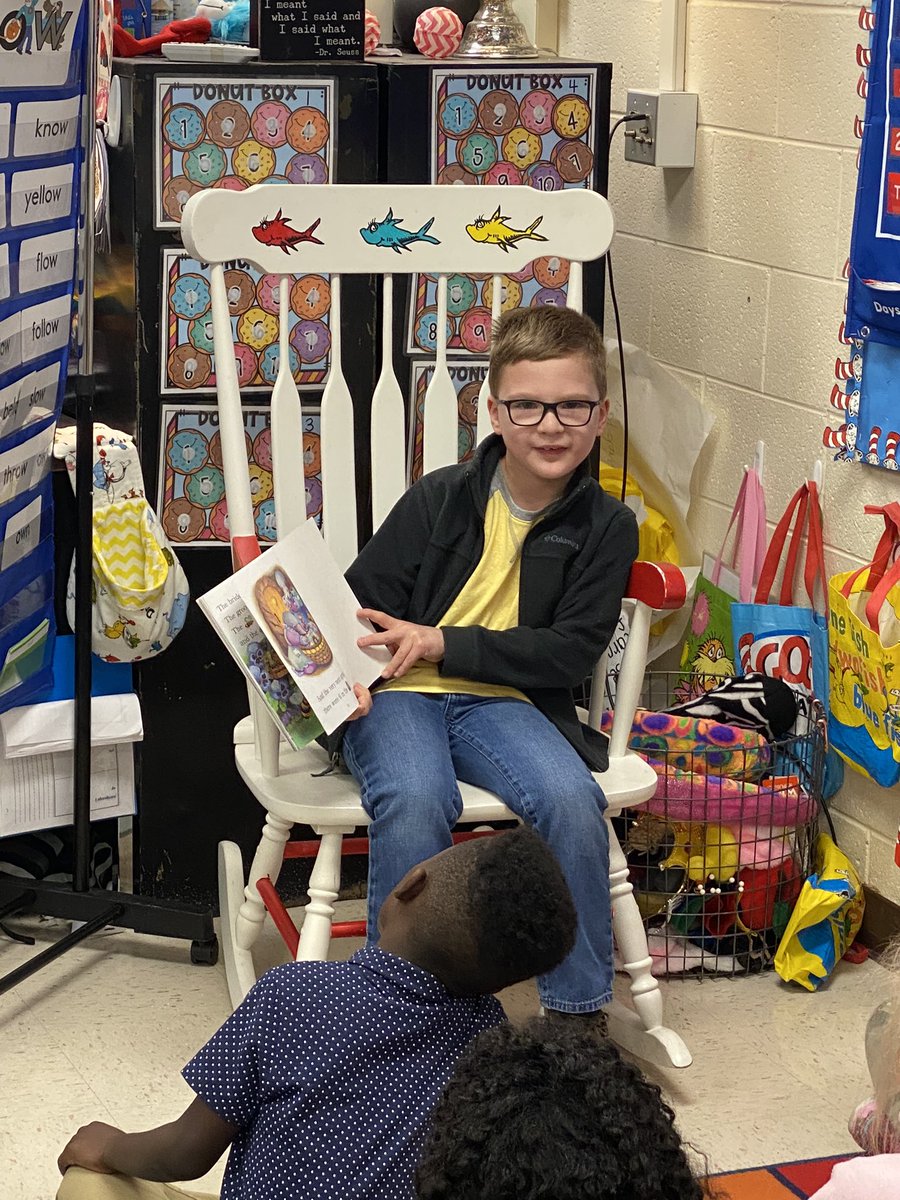 Seusserrific's tweet photo. We had a very special guest reader today!  A student I taught last year came to read a story to our class this morning.  He did a fabulous job reading!  It is so fun to have my former students Guest Read!  📚❤️ https://t.co/B3DjyWUJ4M