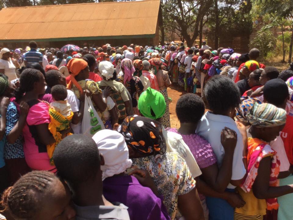 kinyua_alvan's tweet photo. 6. ~
3. FACT ~ Mwangi Wa Iria initiated a revolutionary maize seeds distribution programme that has seen Murang’a South finally exit the relief food list of shame, the first time in decades.
#WaIriaRedefiningDevolution https://t.co/3FzZtB6aL6