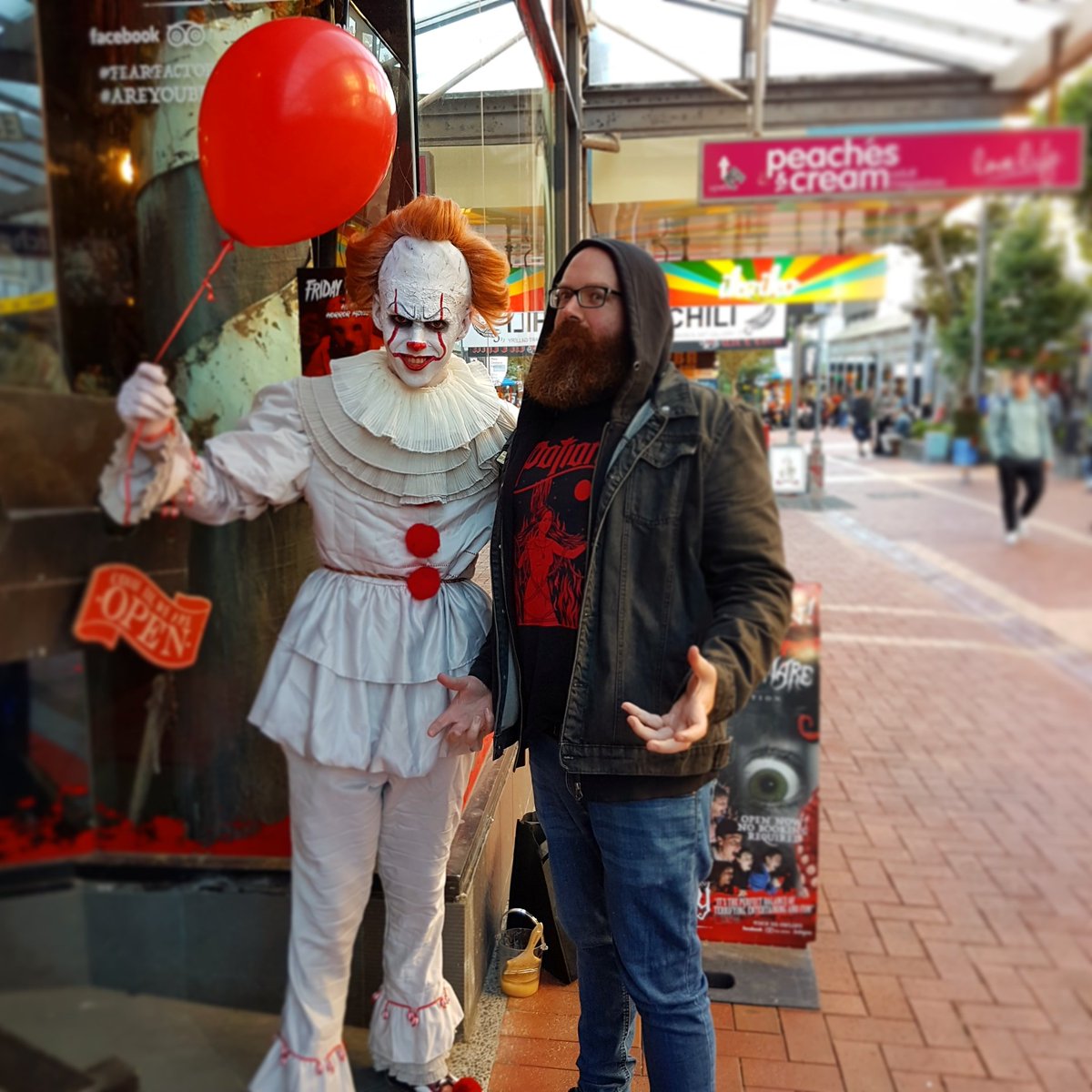BloodnutBand's tweet photo. The famous rangas you run in to in Wellington! #dropdeadredhead #youllfloattoo https://t.co/1lW3nSXjO3