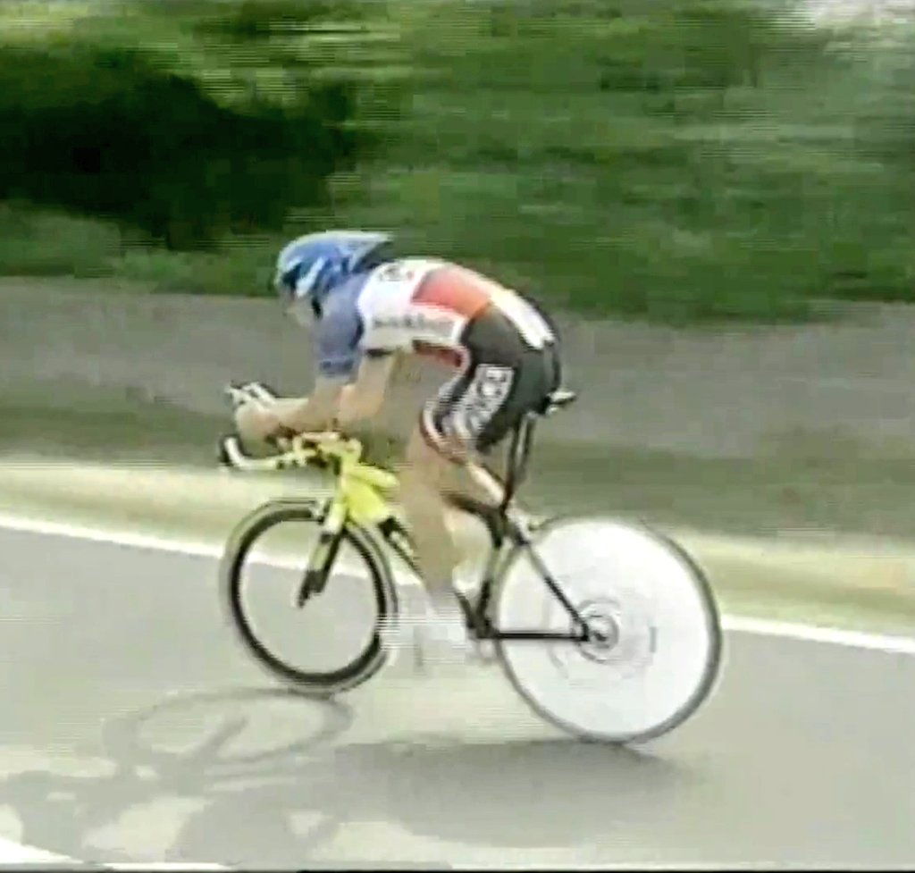 まんま Team Onceのttバイク ジロ デ イタリア1999 フレームサイズ小さい 空気抵抗を減らすため T Co Mwtyrz523s Twitter まんま Team Onceのttバイク ジロ デ イタリア1999 フレームサイズ小さい 空気抵抗を減らすため T Co Mwtyrz523s Twitter