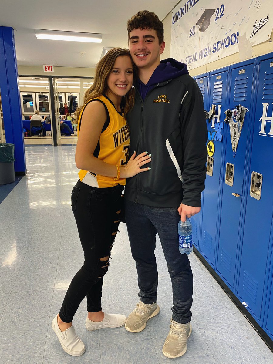 cait_murray_'s tweet photo. I am so so so proud of you for what you have done this season. You have showed amazing leadership and continue to do amazing things. I have loved watching you play basketball for the past 3 years.I am sorry your season had to end this way:/ I wish I couldve been there @mpauly_12 https://t.co/bLCrvlhtEu