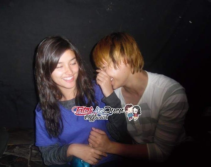 TATAKQuenito's tweet photo. Yung naglalambingan sila sa harapan mo. Mapapasabi ka na lang ng... SANA ALL! 

#7YearsWithLizQuen
@lizasoberano @itsenriquegil https://t.co/8b4TO60Cg5