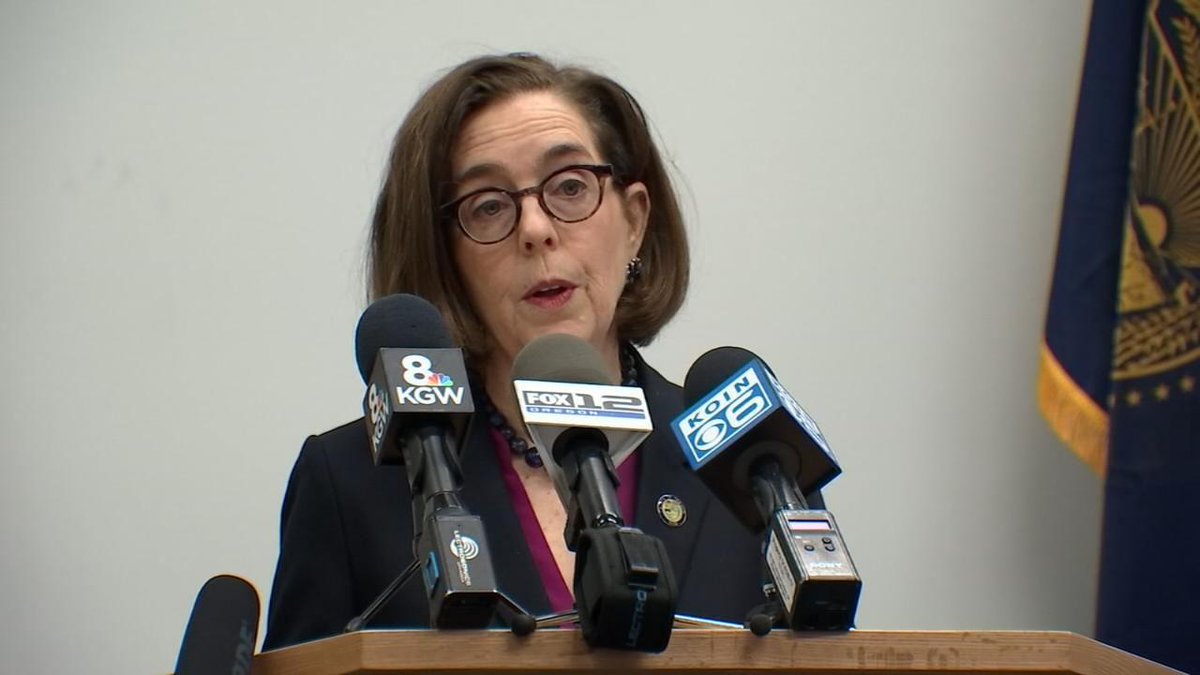 fox12oregon's tweet photo. Oregon Gov. Brown announces statewide closure of K-12 schools until end of the month amid COVID-19 concerns. https://t.co/EA4Pnnv2TZ https://t.co/D2mnhuDEJU